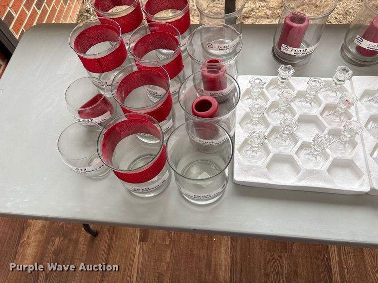 image for item EW1533 Glass decor
