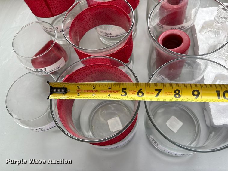 image for item EW1533 Glass decor