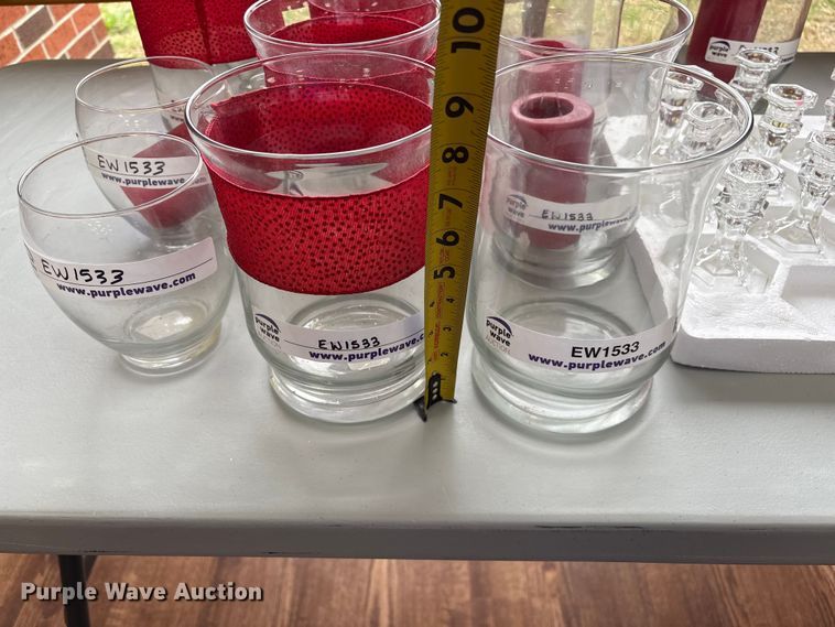 image for item EW1533 Glass decor
