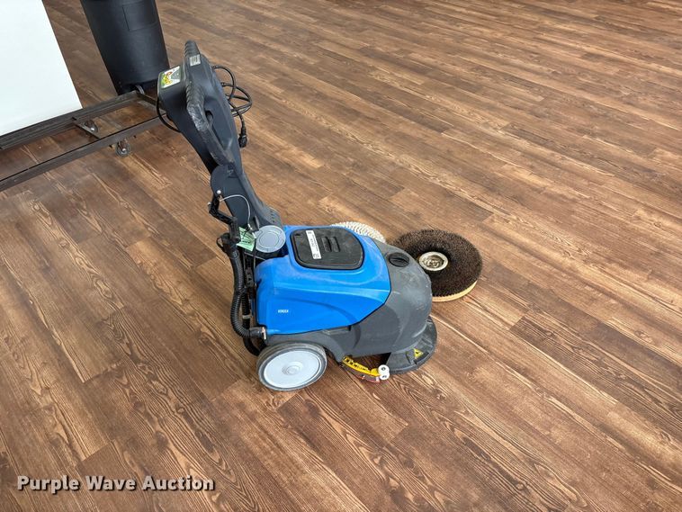 image for item EW1534 Uline Floor scrubber