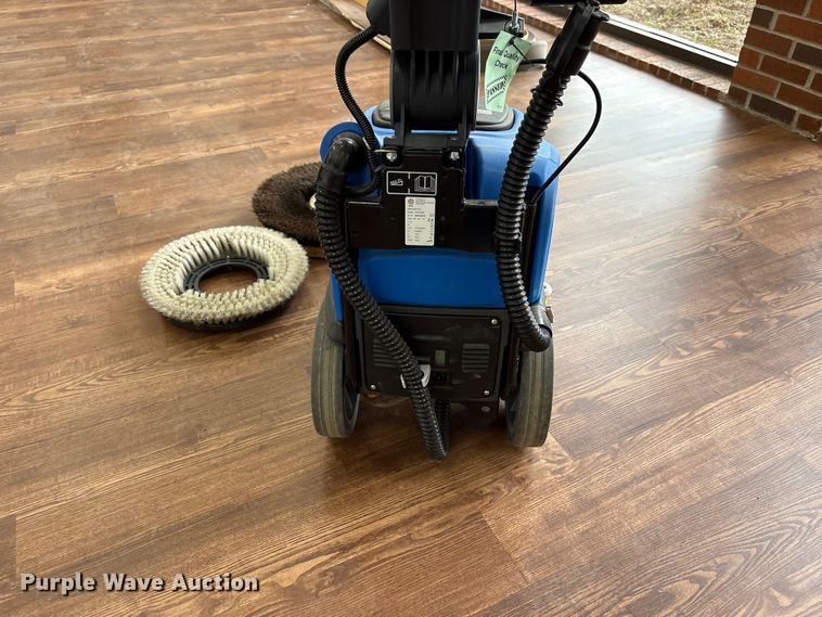 image for item EW1534 Uline Floor scrubber