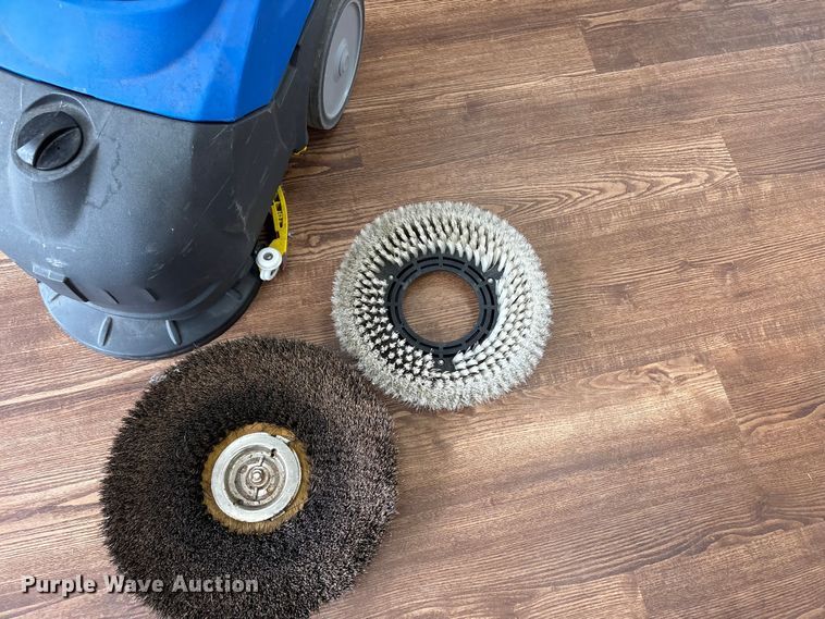 image for item EW1534 Uline Floor scrubber