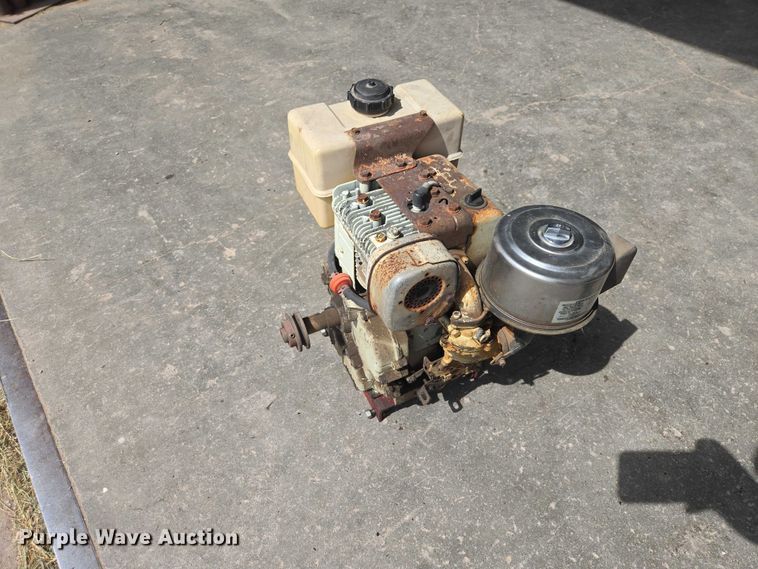 image for item EW1992 (2) engines