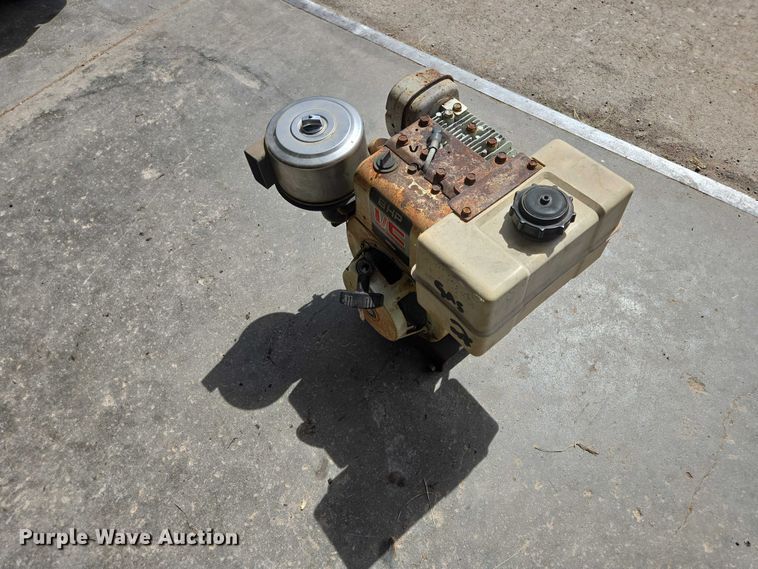 image for item EW1992 (2) engines