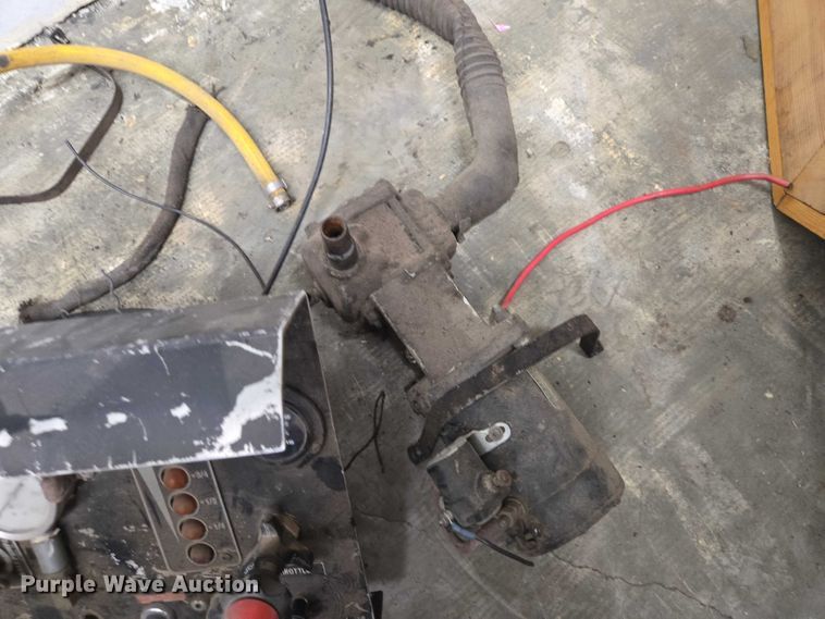 image for item EW1993 Hale 25FB-B42 pump