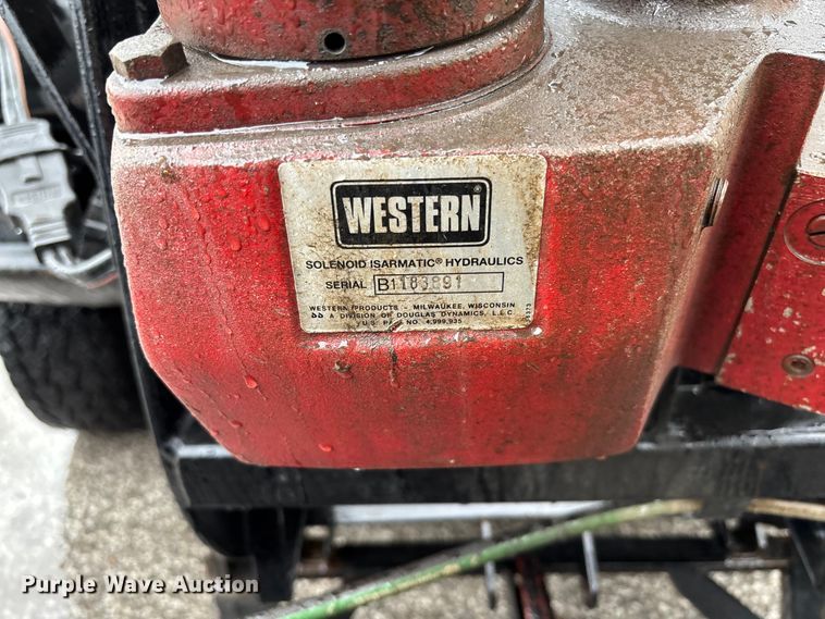 image for item FB3350 2000 Ford F350 Super Duty flatbed pickup truck