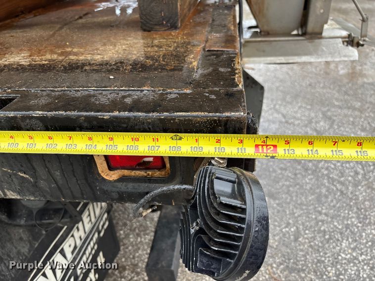 image for item FB3350 2000 Ford F350 Super Duty flatbed pickup truck