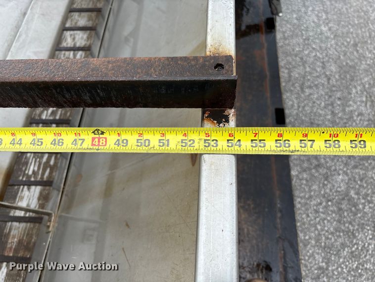 image for item FB3350 2000 Ford F350 Super Duty flatbed pickup truck