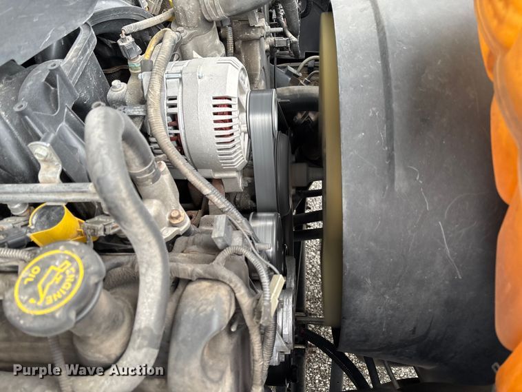 image for item FB3350 2000 Ford F350 Super Duty flatbed pickup truck