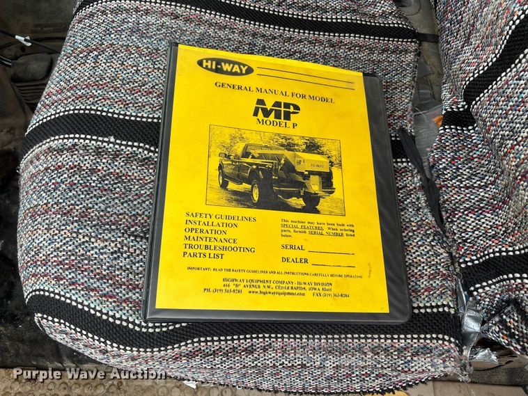 image for item FB3350 2000 Ford F350 Super Duty flatbed pickup truck