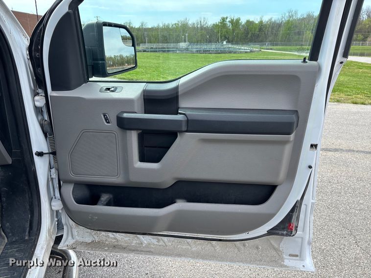 image for item FB3382 2018 Ford F150 Ext. Cab pickup truck