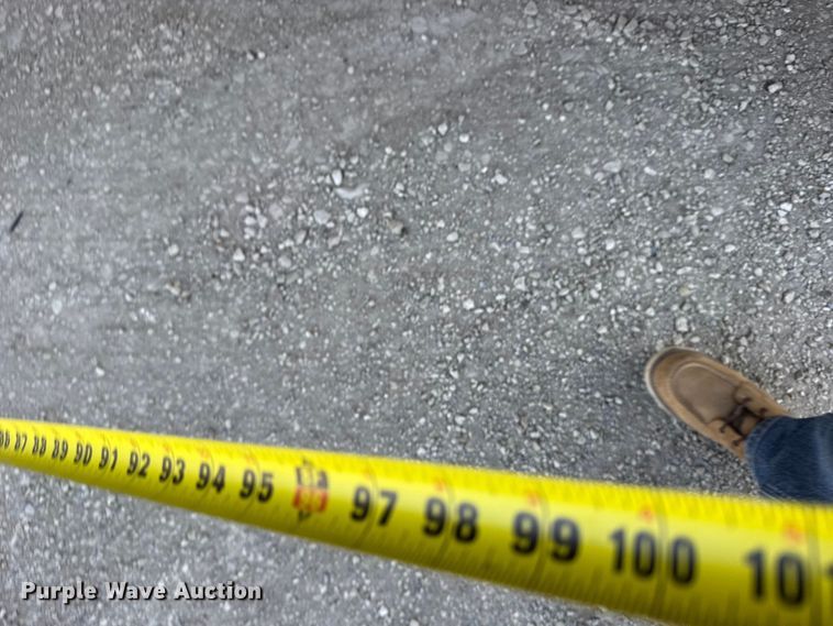 image for item FB7135 2001 International 4700 dump truck