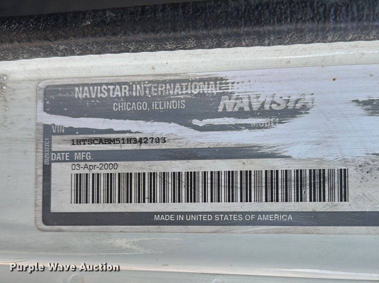 image for item FB7135 2001 International 4700 dump truck