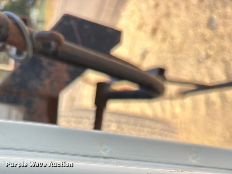 image for item FB7135 2001 International 4700 dump truck