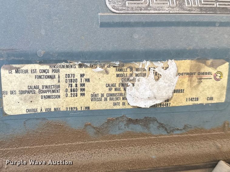 image for item FB7148 1994 International 9400 semi truck