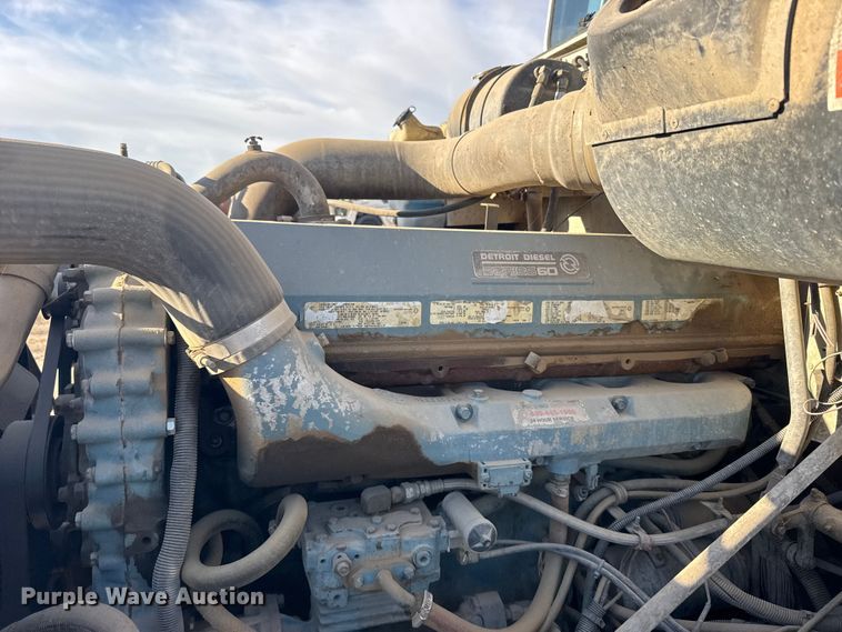 image for item FB7148 1994 International 9400 semi truck