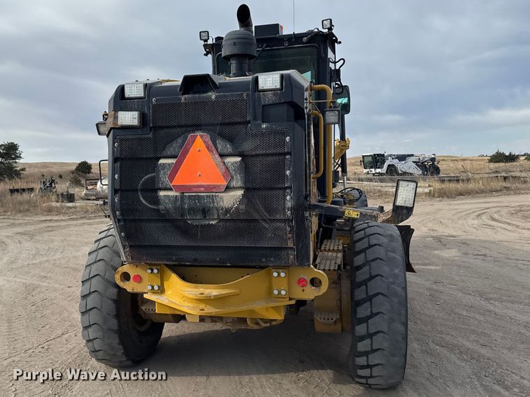 image for item FB7149 2015 Caterpillar 12M3 motor grader