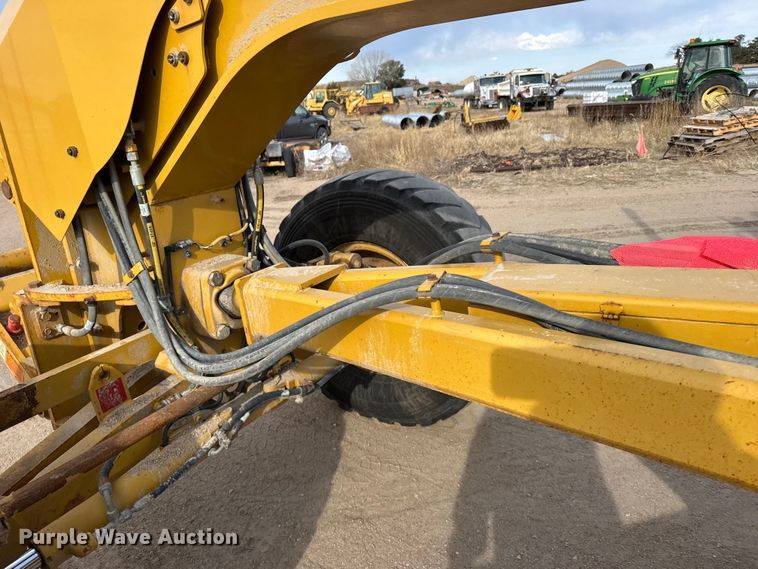 image for item FB7149 2015 Caterpillar 12M3 motor grader