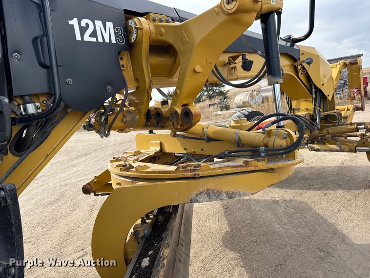 image for item FB7149 2015 Caterpillar 12M3 motor grader
