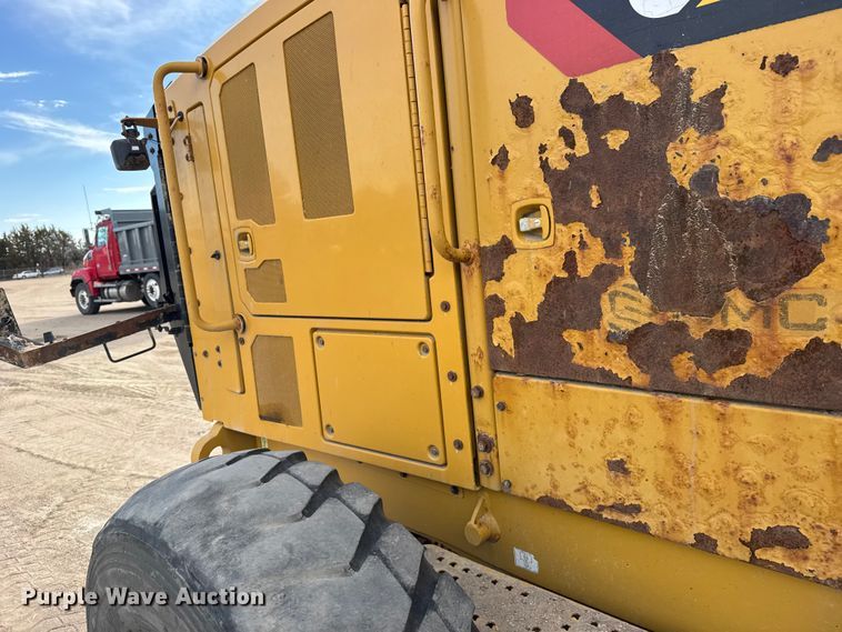 image for item FB7149 2015 Caterpillar 12M3 motor grader