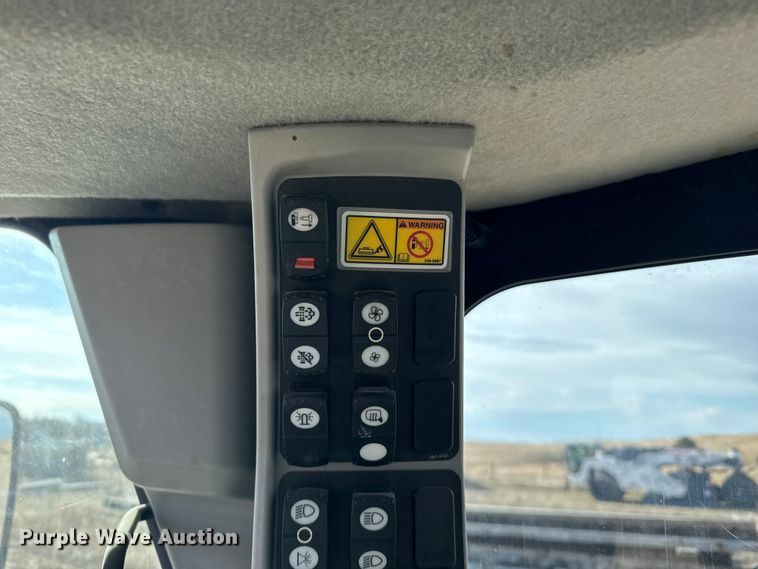 image for item FB7149 2015 Caterpillar 12M3 motor grader