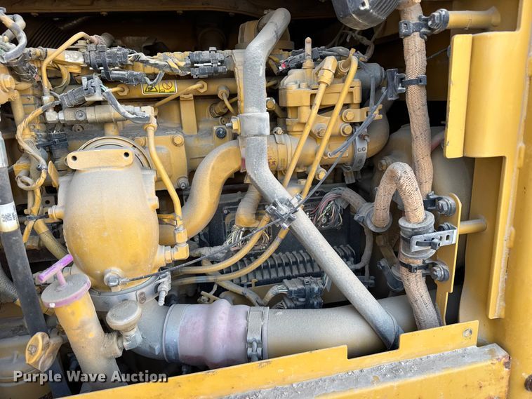 image for item FB7149 2015 Caterpillar 12M3 motor grader