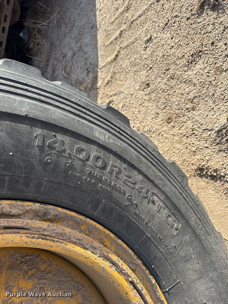 image for item FB7149 2015 Caterpillar 12M3 motor grader