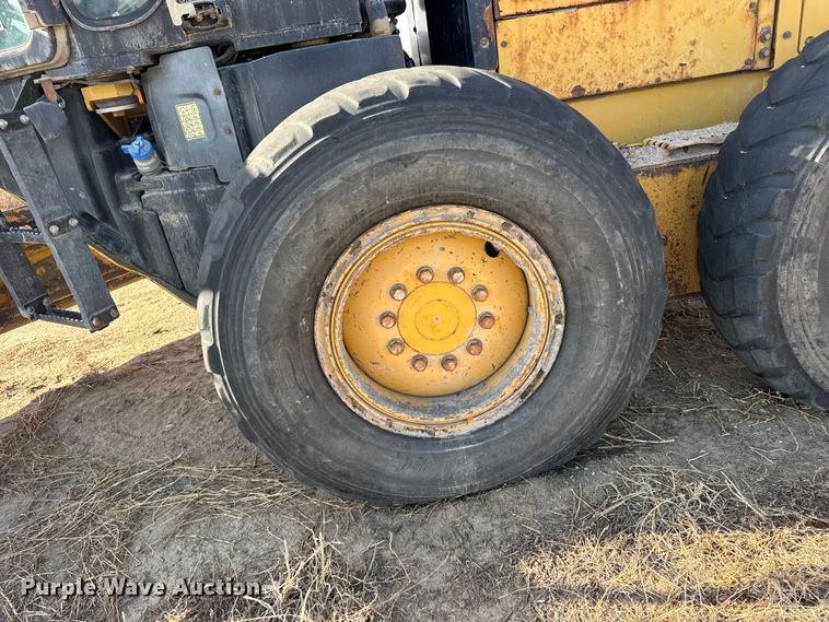 image for item FB7149 2015 Caterpillar 12M3 motor grader