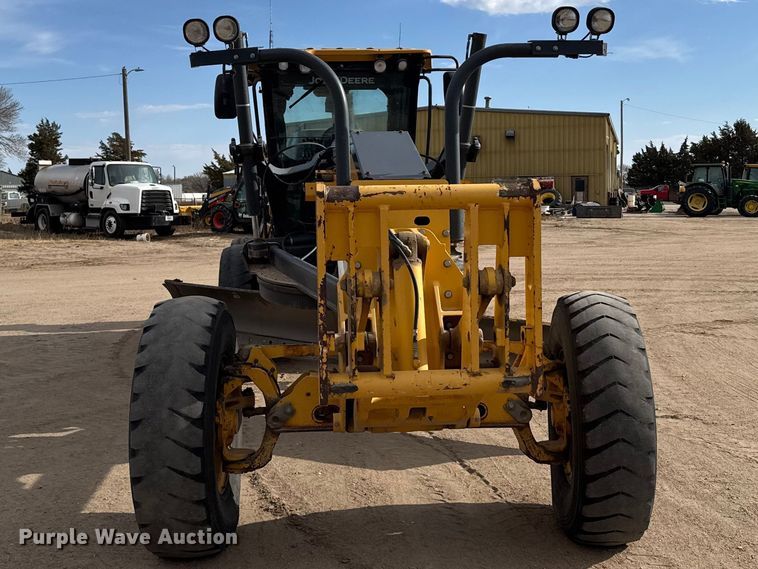 image for item FB7150 2014 John Deere 670G motor grader