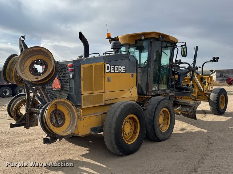 image for item FB7150 2014 John Deere 670G motor grader