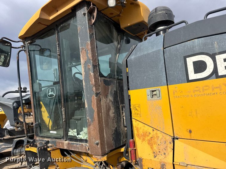 image for item FB7150 2014 John Deere 670G motor grader