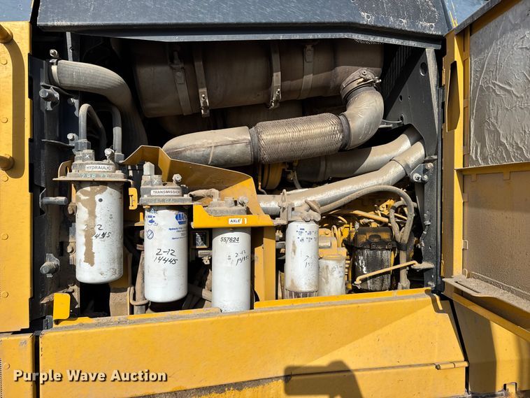 image for item FB7150 2014 John Deere 670G motor grader