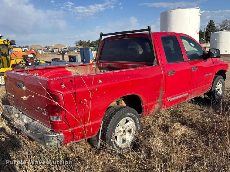 image for item FB7151 2003 Dodge Ram 1500 Ext. Cab pickup truck