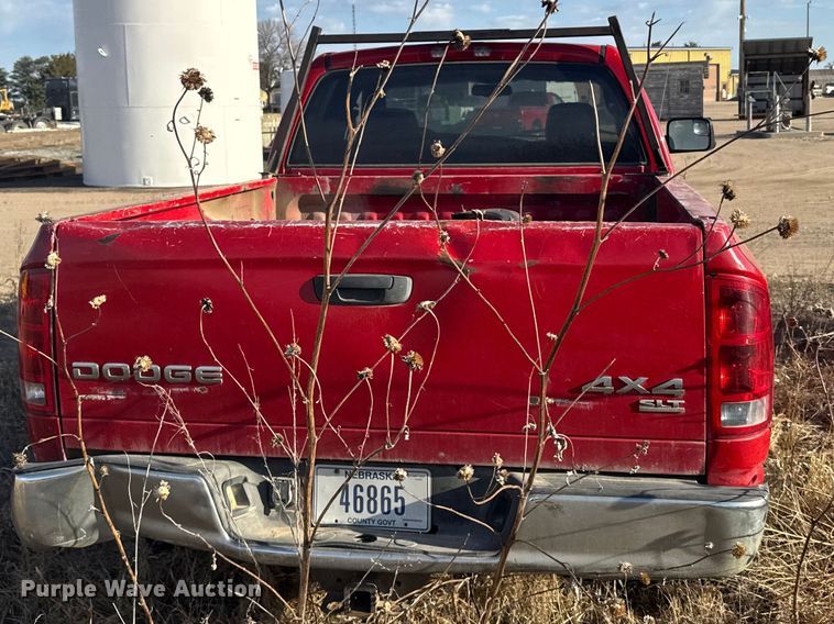 image for item FB7151 2003 Dodge Ram 1500 Ext. Cab pickup truck