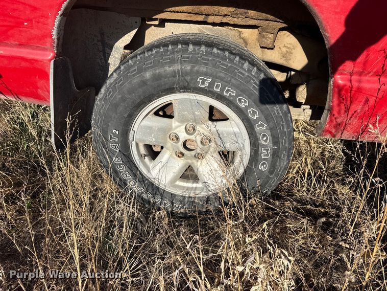 image for item FB7151 2003 Dodge Ram 1500 Ext. Cab pickup truck