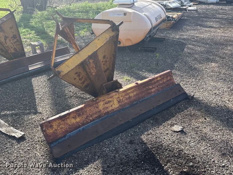 image for item FB7164 Blade