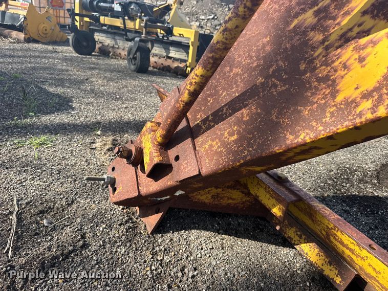 image for item FB7164 Blade