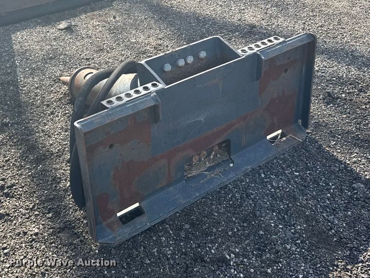 image for item FB7165 2012 Bobcat HB 880 skid steer breaker