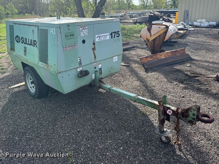 image for item FB7166 Sullair 175 air compressor