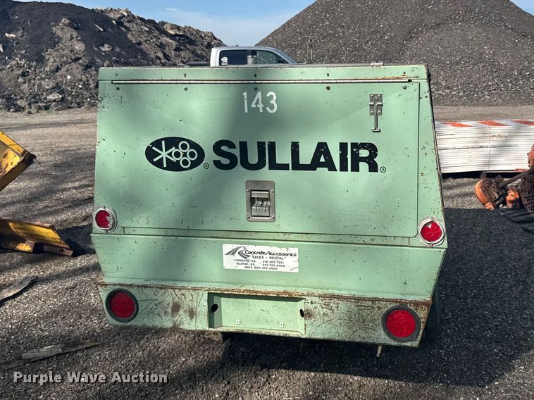 image for item FB7166 Sullair 175 air compressor
