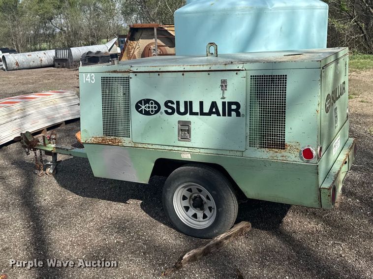 image for item FB7166 Sullair 175 air compressor