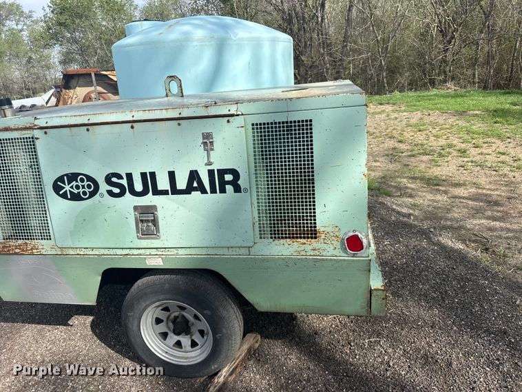 image for item FB7166 Sullair 175 air compressor