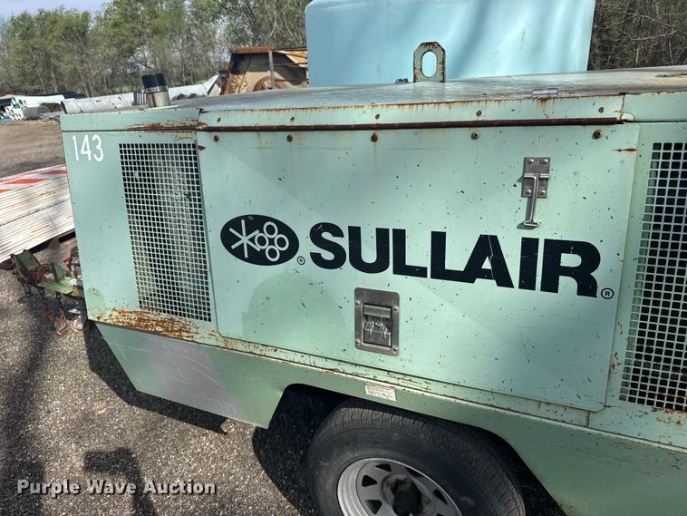 image for item FB7166 Sullair 175 air compressor