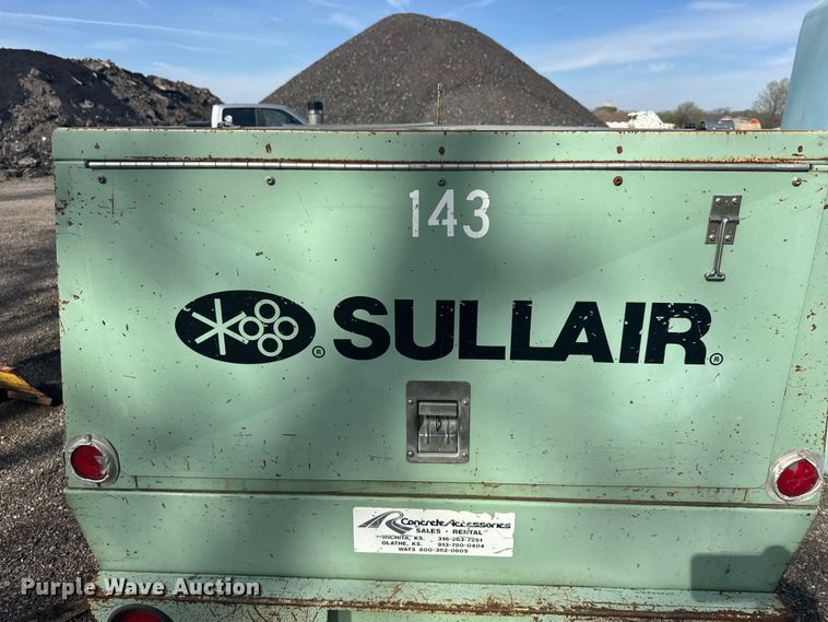 image for item FB7166 Sullair 175 air compressor