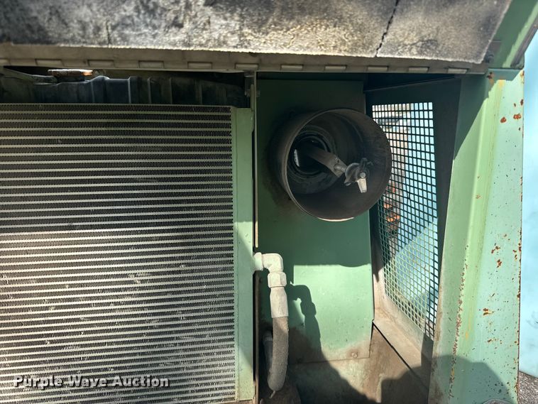 image for item FB7166 Sullair 175 air compressor