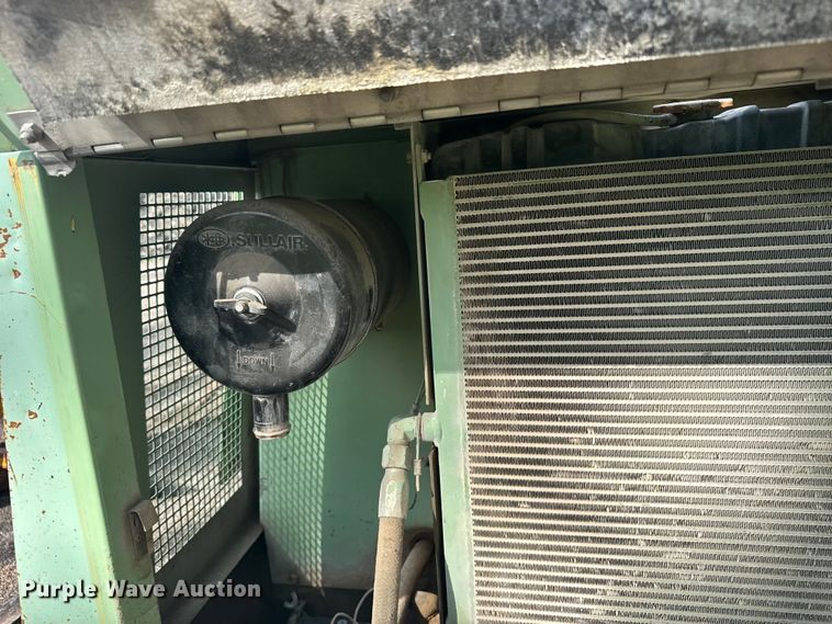 image for item FB7166 Sullair 175 air compressor