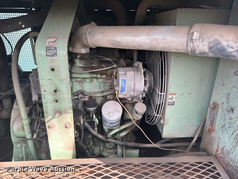 image for item FB7166 Sullair 175 air compressor