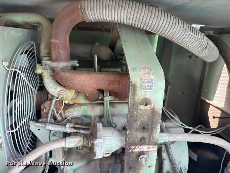 image for item FB7166 Sullair 175 air compressor