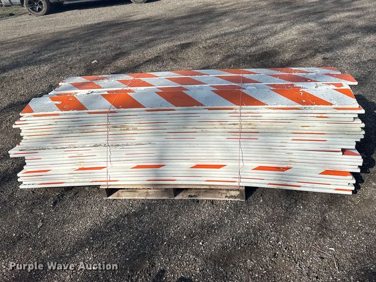 image for item FB7167 (96) barricade cross-members