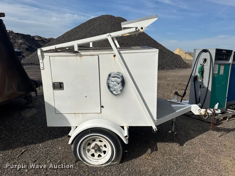 image for item FB7170 1995 Kustom Signals radar trailer
